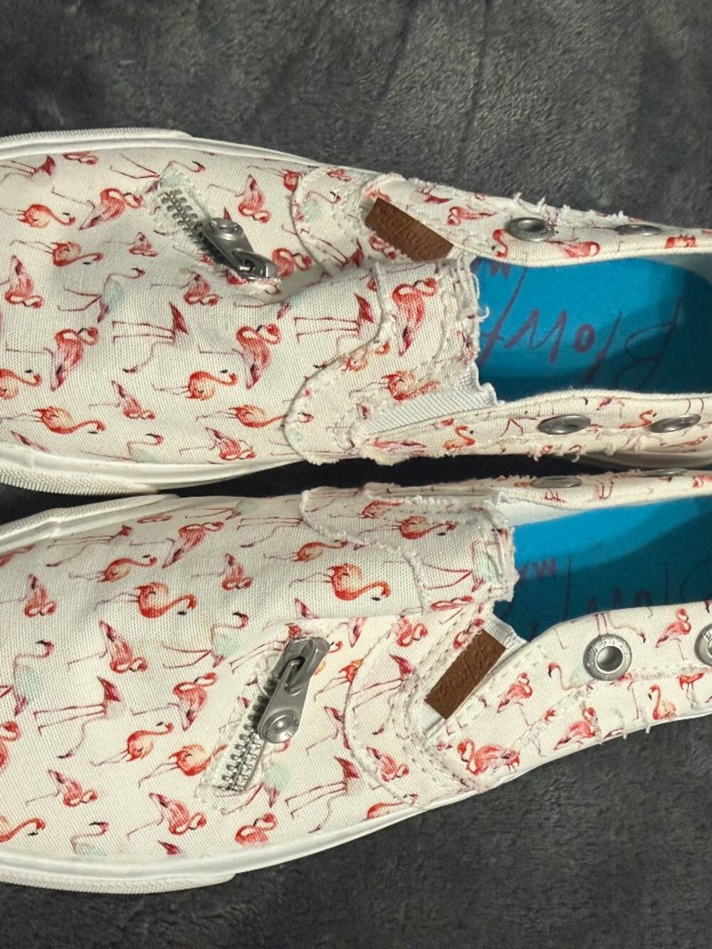 Blowfish Pink Flamingo Slip On Sneaker - Like New Condition - Size 6 - Picture 2 of 5